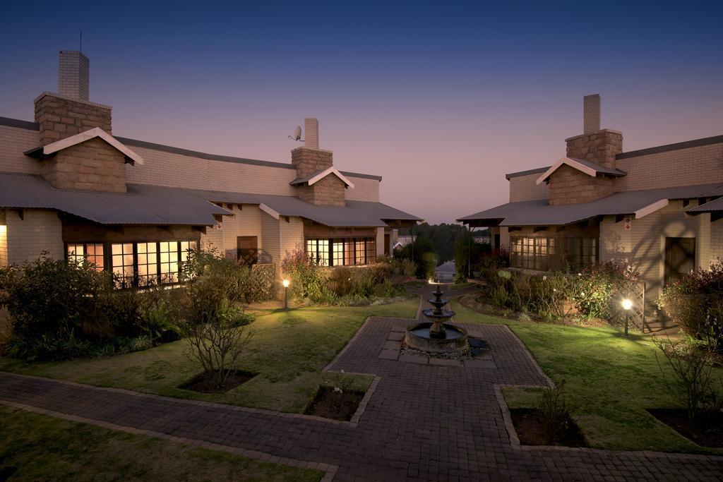 The Highlander Hotel Dullstroom Dış mekan fotoğraf